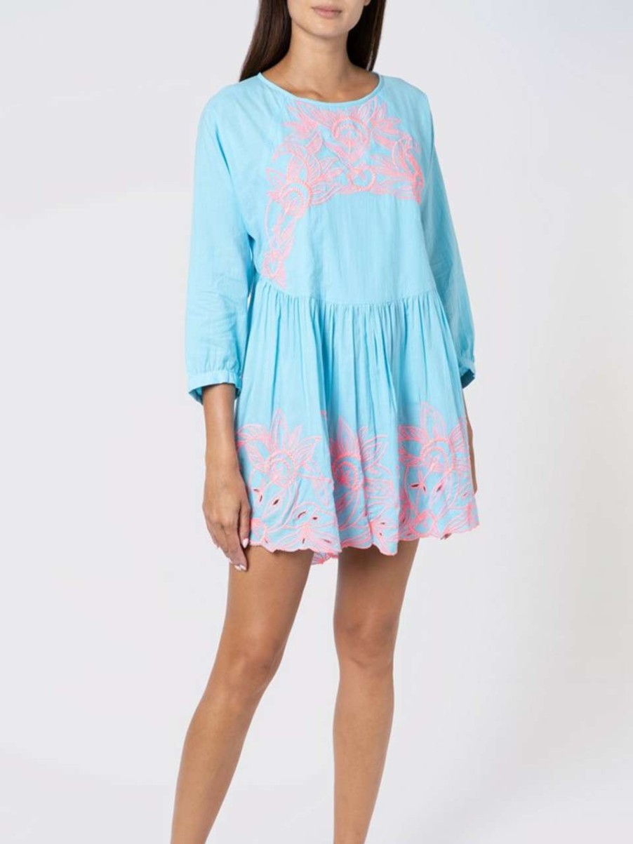 Clothing * | Contrast Cut Out Batwing Dress Juliet Dunn Online Blue/Neon Pink